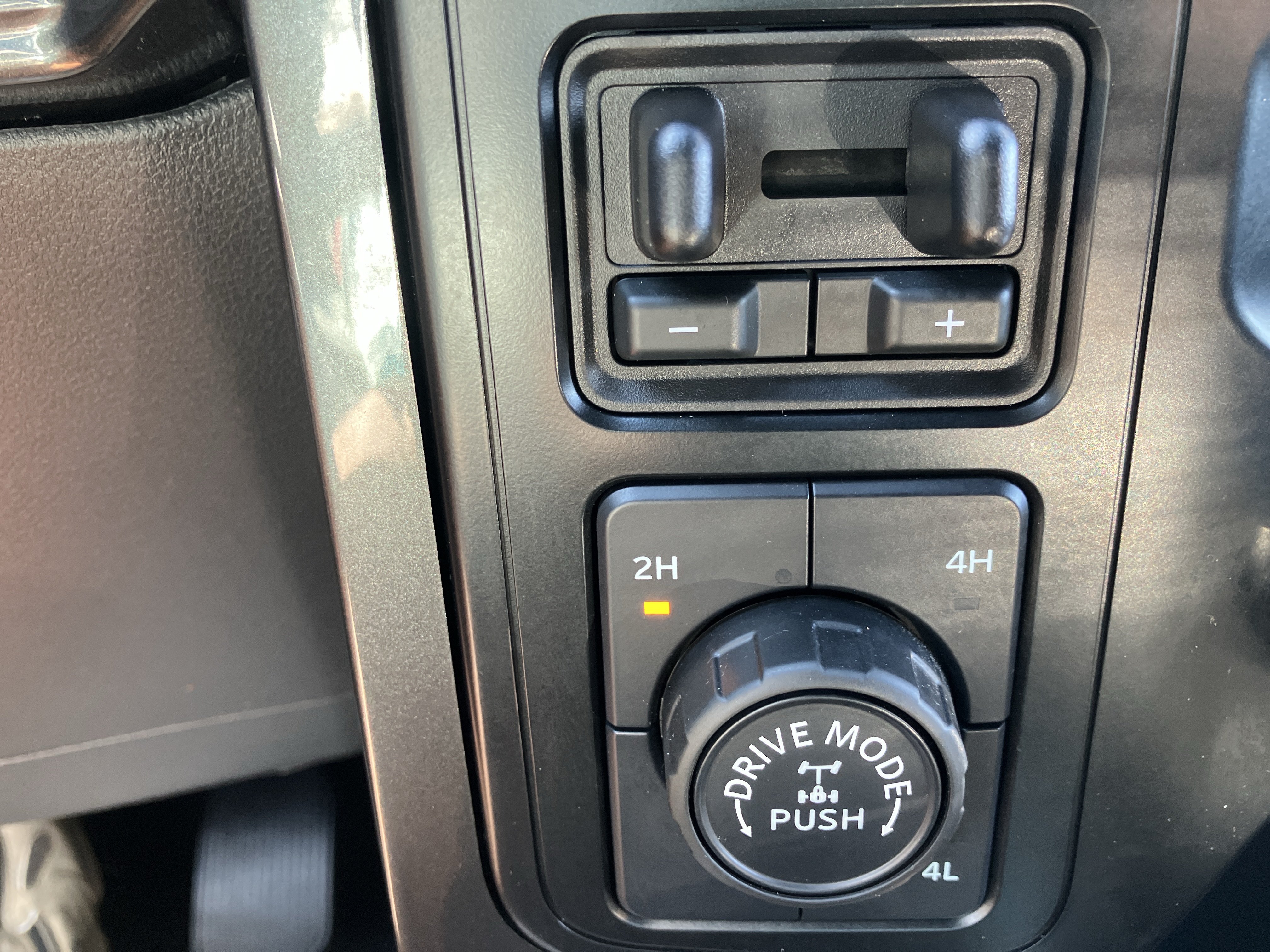 Used 2023 Ford F150 XLT w/ Equipment Group 302A High AWD/4WD image 28
