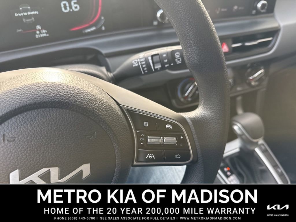 Used 2025 Kia Seltos LX image 20