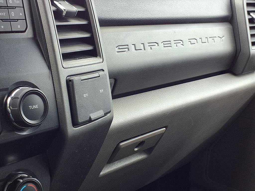 Used 2019 Ford F250 XL w/ Power Equipment Group image 12