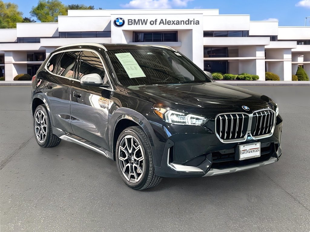 Used 2023 BMW X1 xDrive28i w/ Convenience Package AWD/4WD image 3