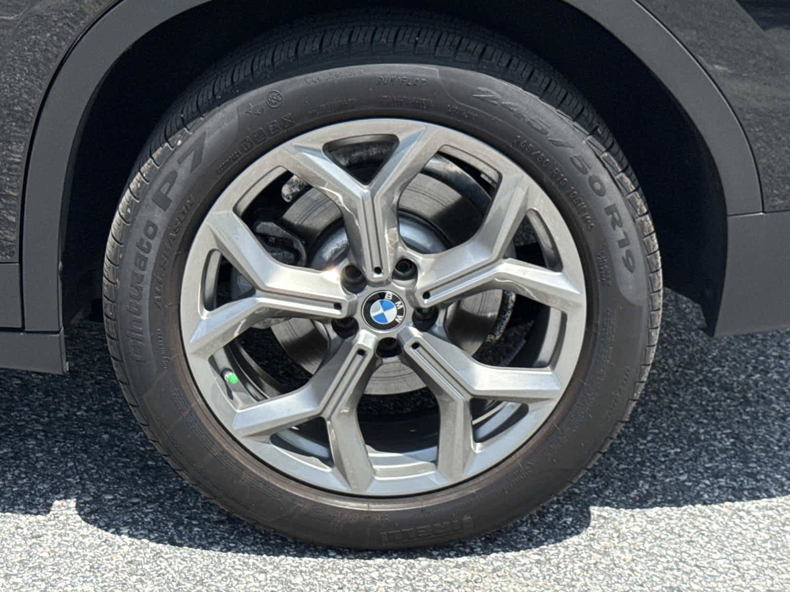 Used 2025 BMW X4 xDrive30i AWD/4WD image 12