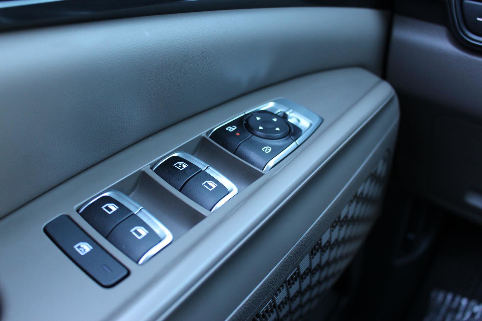 Certified 2025 Kia Carnival image 29