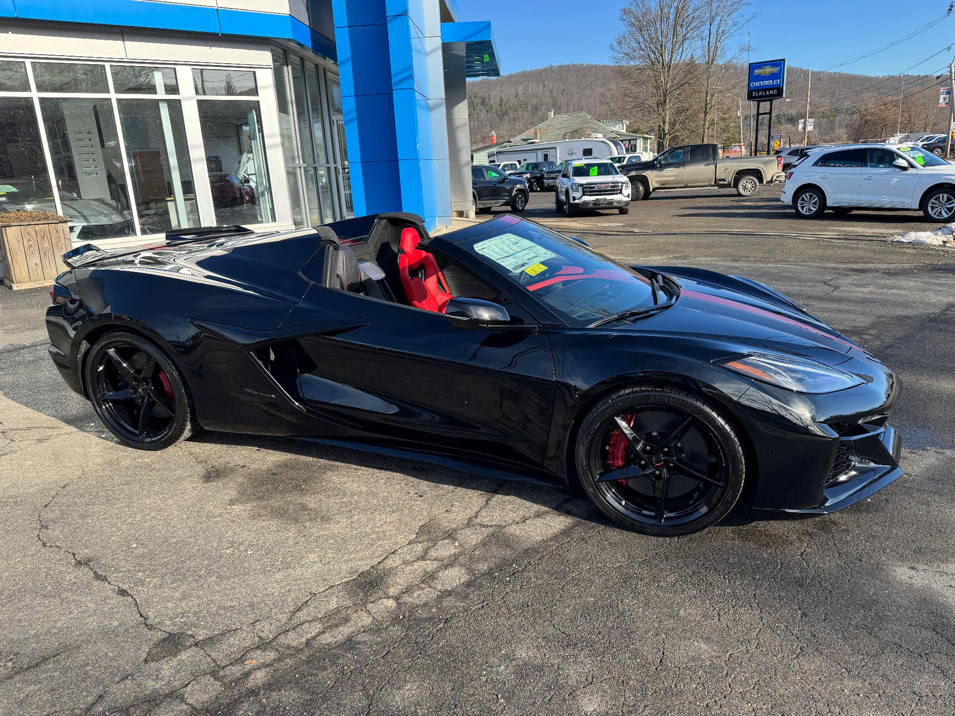 New 2026 Chevrolet Corvette E-Ray w/ Battery Protection Package image 26