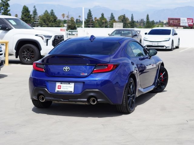 Used 2025 Toyota GR86 Premium w/ Performance Package RWD image 7