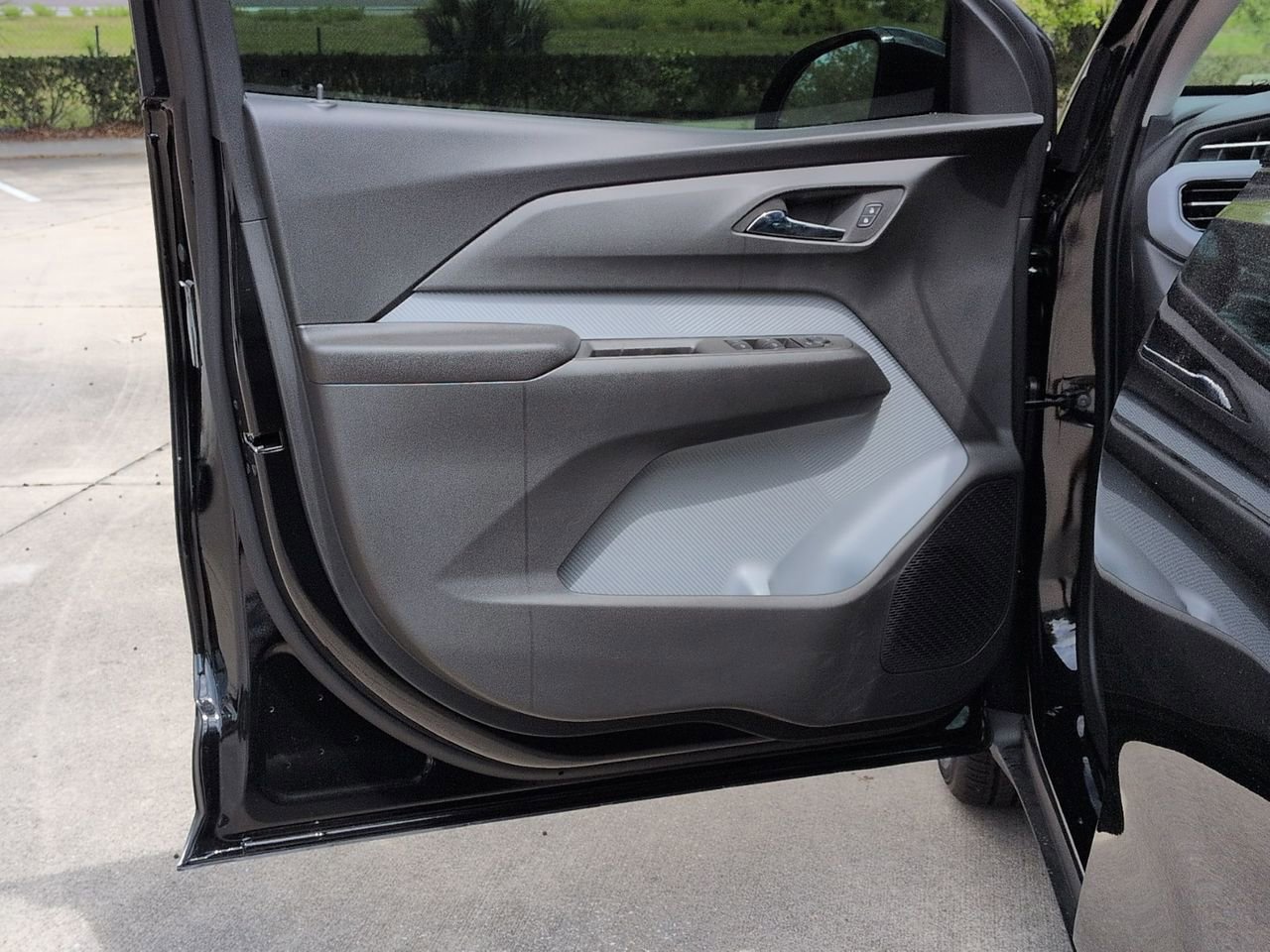 New 2027 Chevrolet Bolt LT image 8