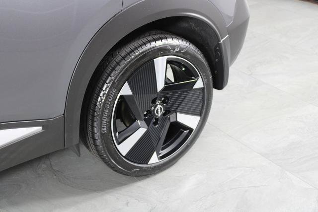 Certified 2026 Nissan Kicks SR FWD image 13