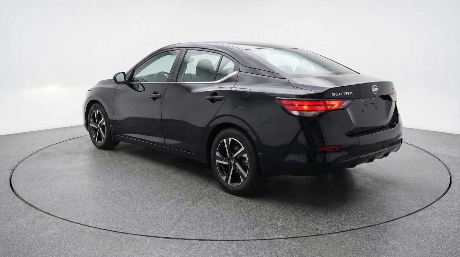 Used 2025 Nissan Sentra SV FWD image 6