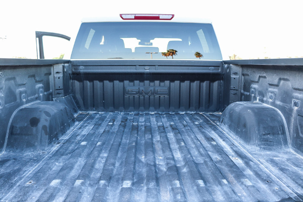 Used 2025 GMC Sierra 1500 AT4 AWD/4WD image 28