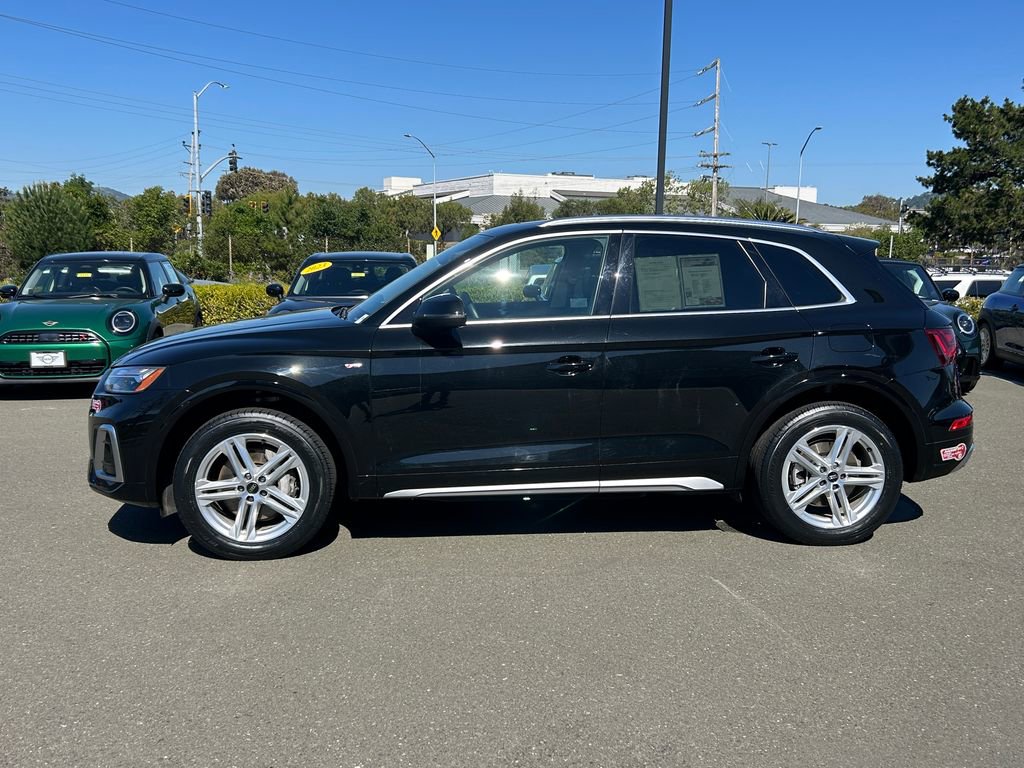 Used 2023 Audi Q5 e Premium Plus w/ Premium Plus Package image 3