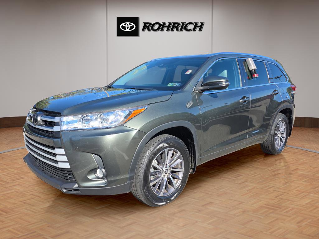 Used 2017 Toyota Highlander XLE