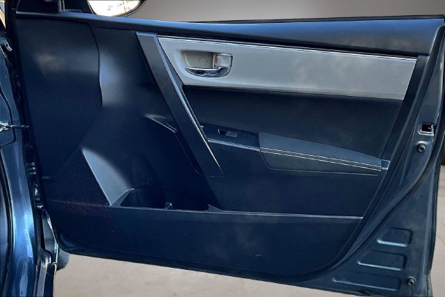 Used 2019 Toyota Corolla LE FWD image 28