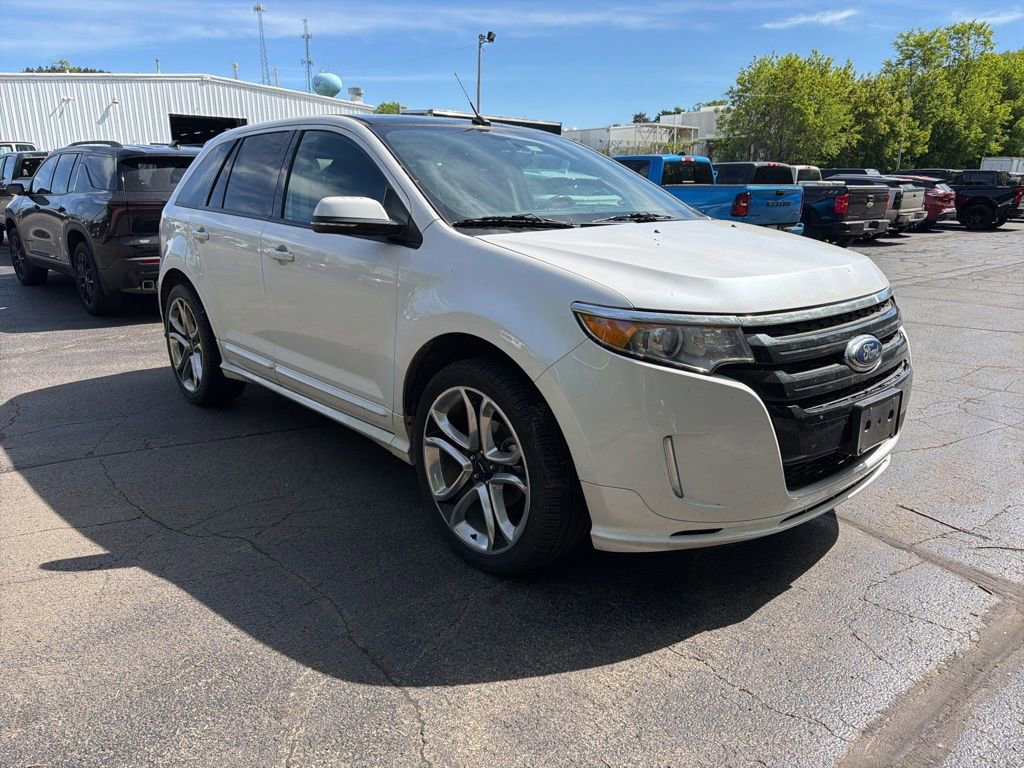 Used 2014 Ford Edge Sport w/ Driver Entry Package FWD image 2