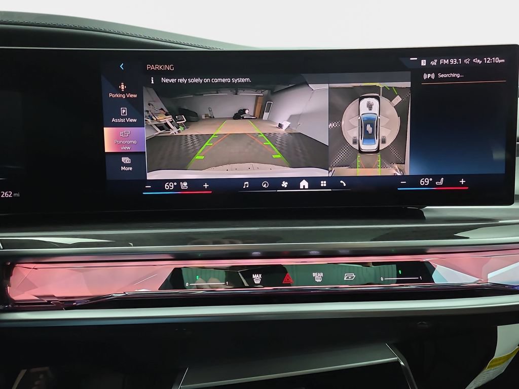 New 2026 BMW i7 xDrive60 w/ Executive Package AWD/4WD image 23