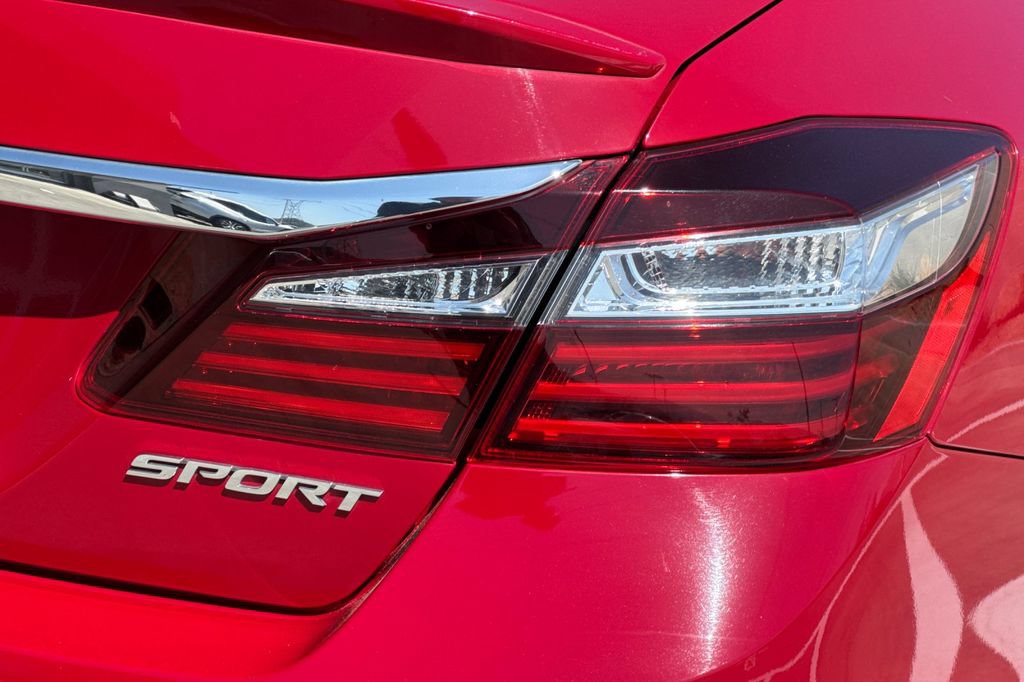 Certified 2017 Honda Accord Sport image 32