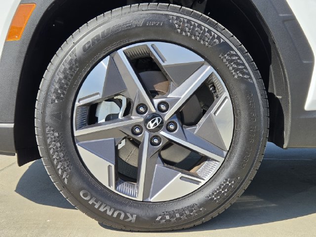Used 2026 Hyundai Tucson SEL Plus FWD image 13