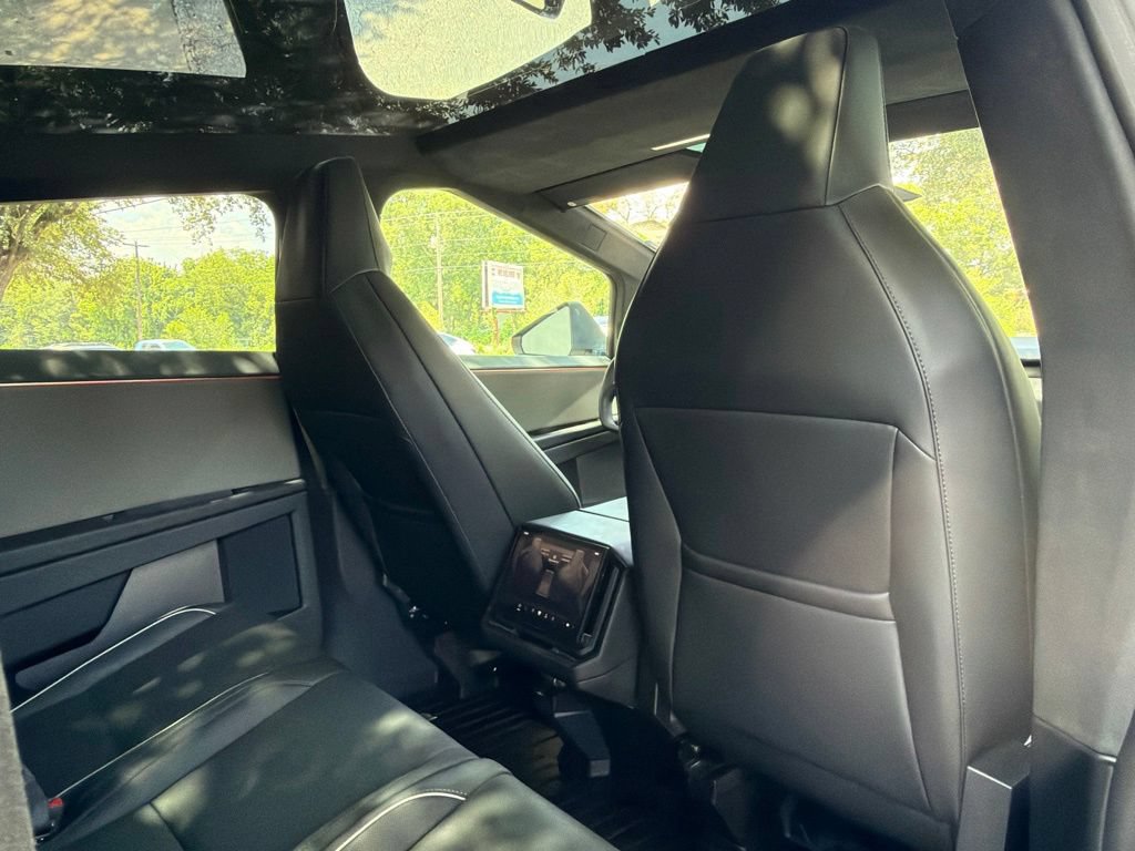 Used 2025 Tesla Cybertruck AWD Crew Cab image 25