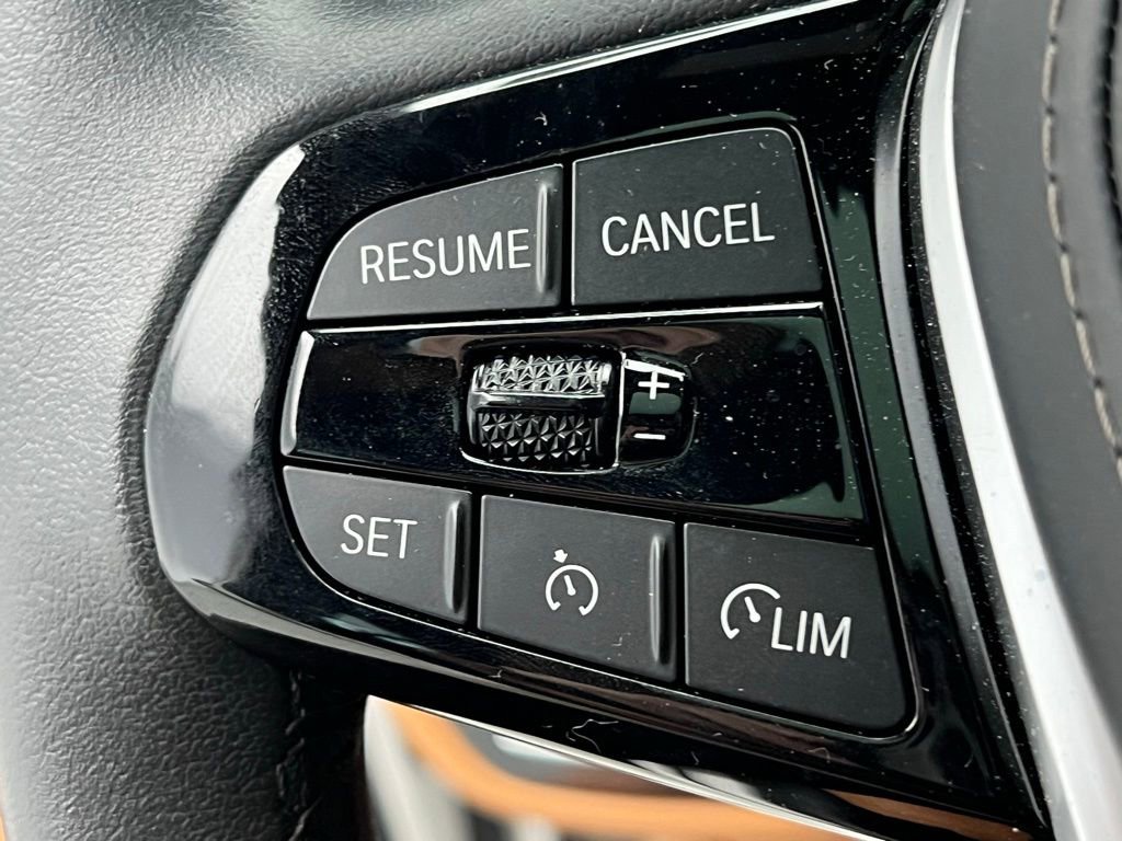 Certified 2022 BMW 540i w/ Premium Package image 19