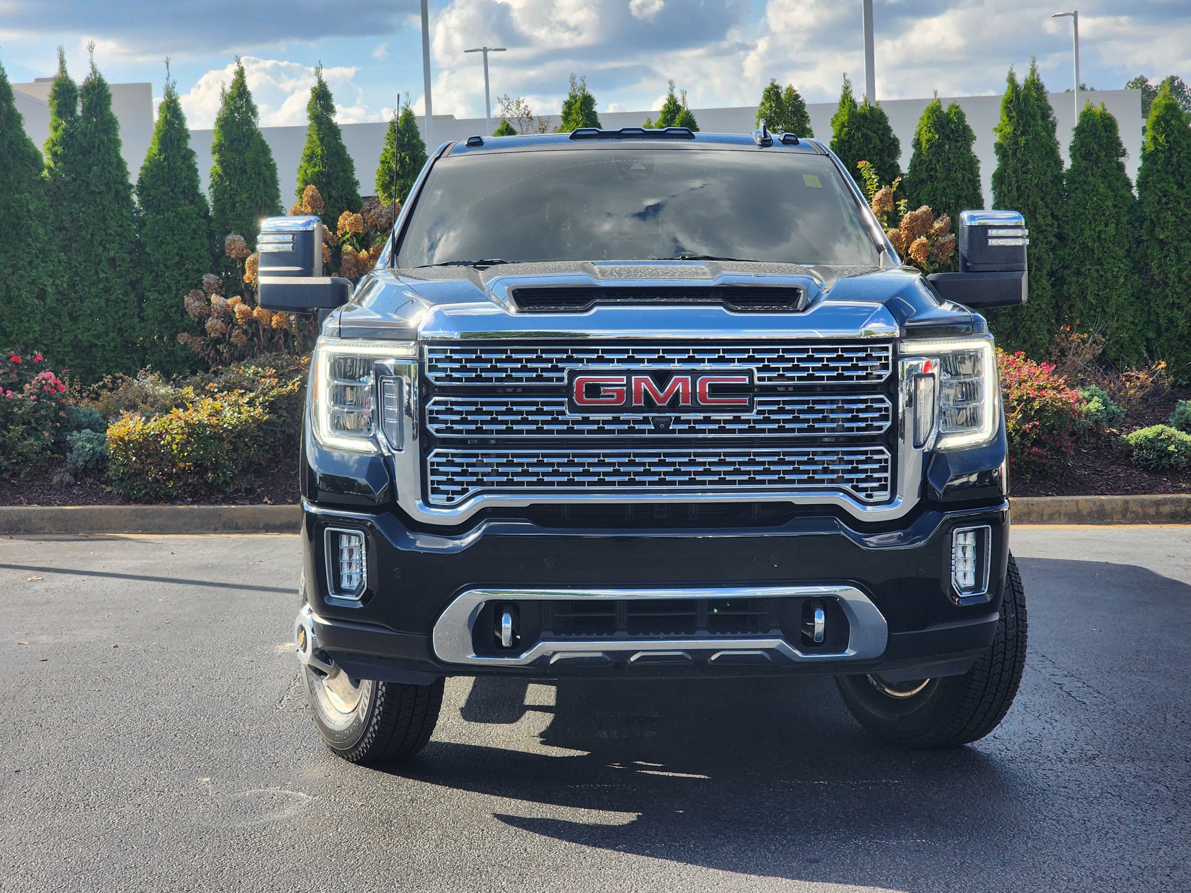 Used 2022 GMC Sierra 3500 Denali image 5