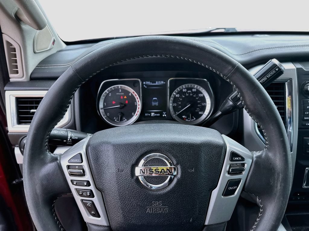 Used 2017 Nissan Titan PRO-4X AWD/4WD image 12