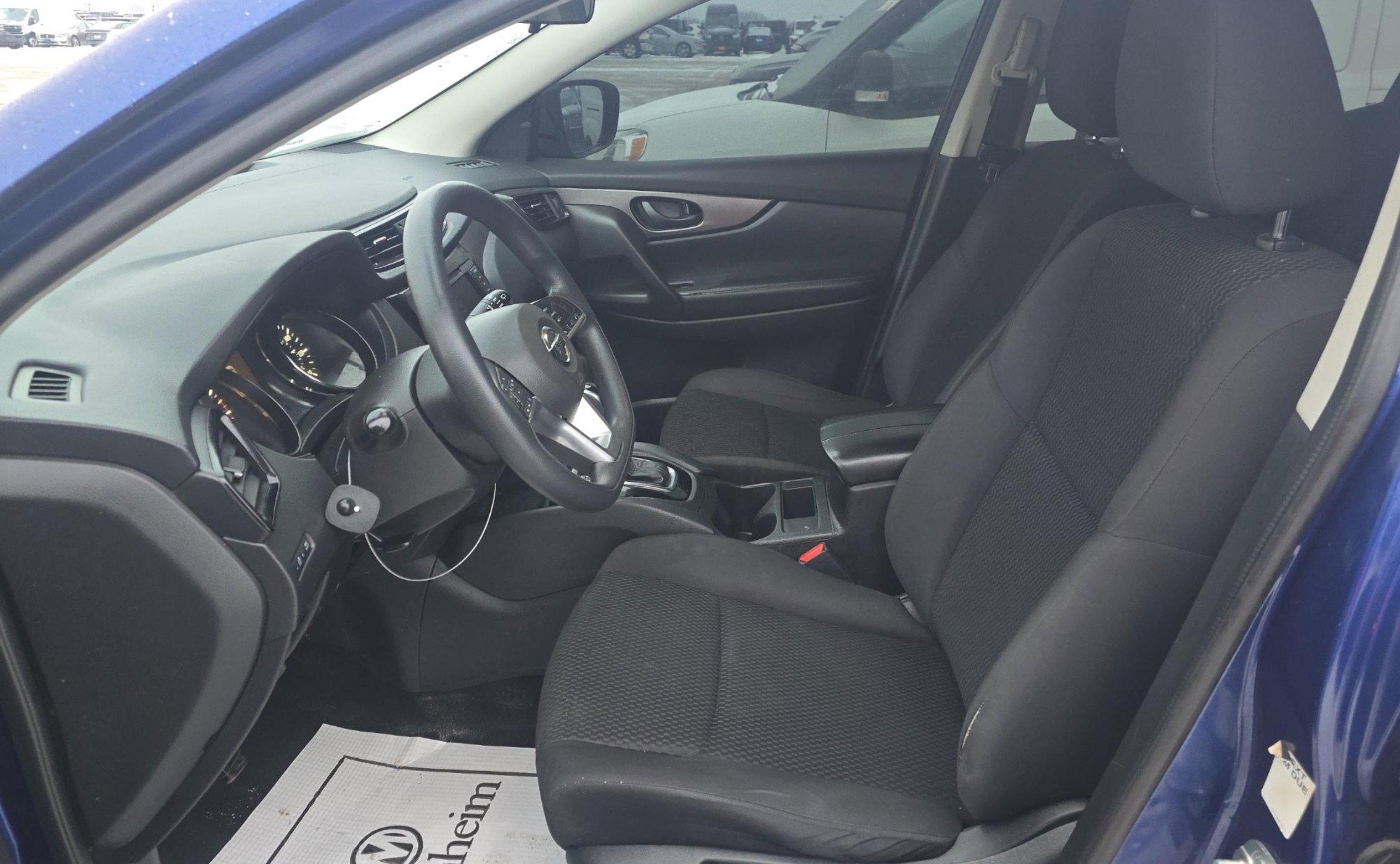 Used 2019 Nissan Rogue Sport S image 6