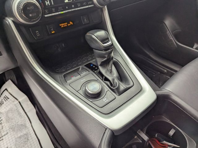 Used 2022 Toyota RAV4 XSE image 17