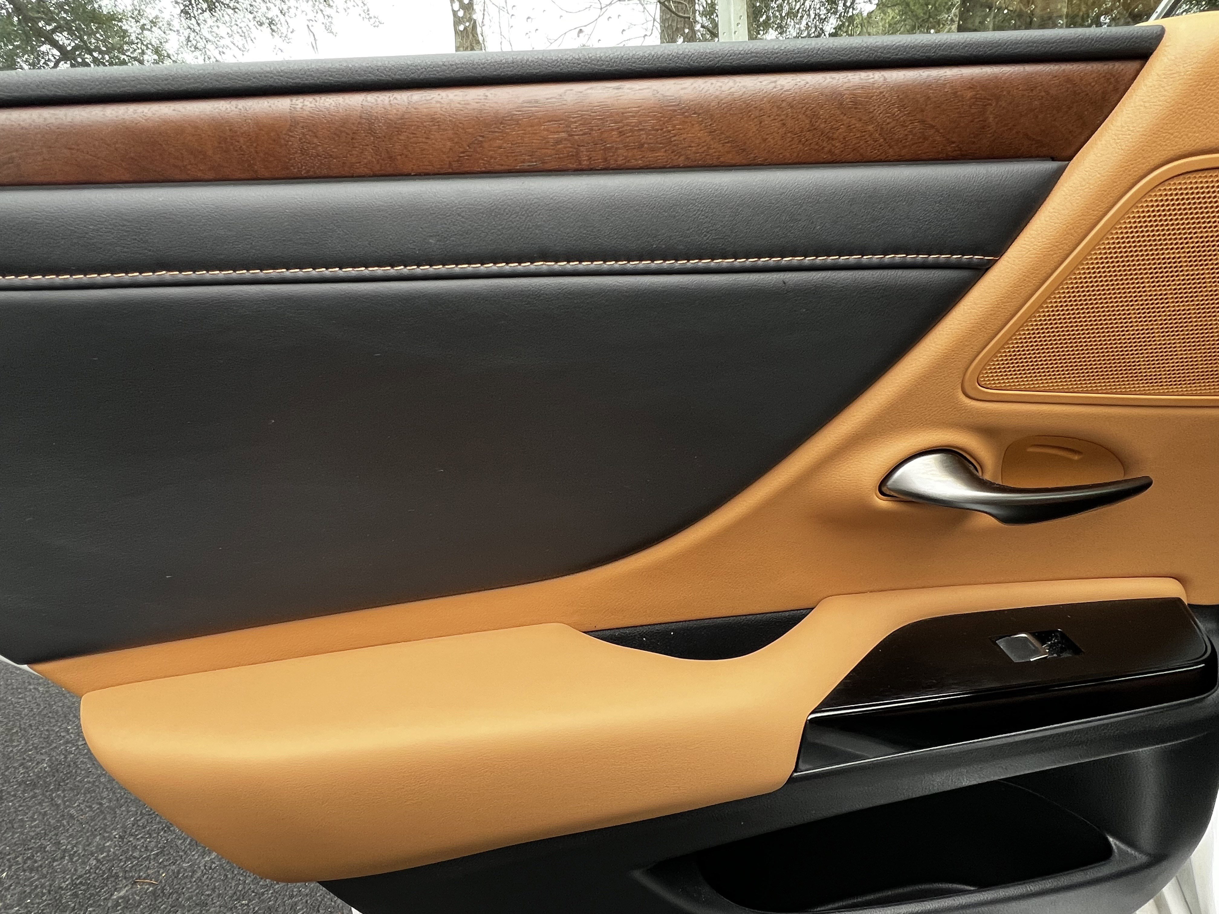 Certified 2023 Lexus ES 350 w/ Premium Package image 28