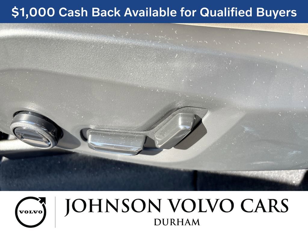 New 2026 Volvo XC90 B5 Plus AWD/4WD image 14
