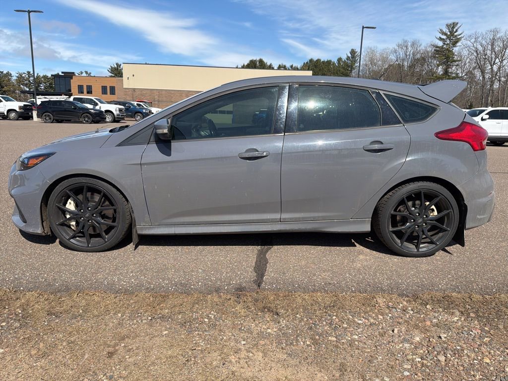 Used 2017 Ford Focus RS image 3
