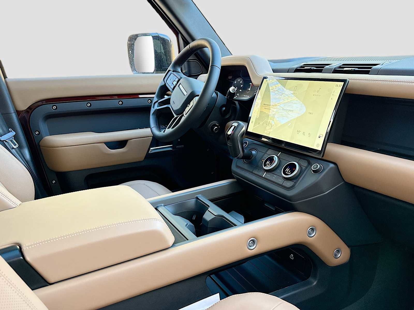 New 2026 Land Rover Defender 130 X-Dynamic SE AWD/4WD image 8