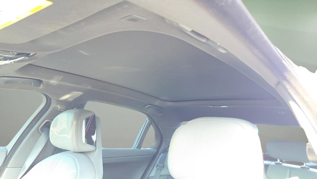 Used 2025 BMW 760i xDrive w/ Premium Package image 20