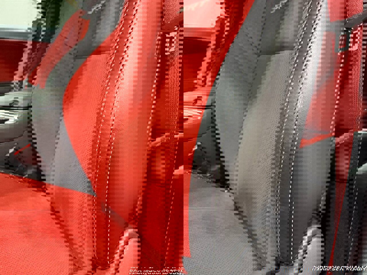 Used 2015 Dodge Challenger SRT Hellcat image 40