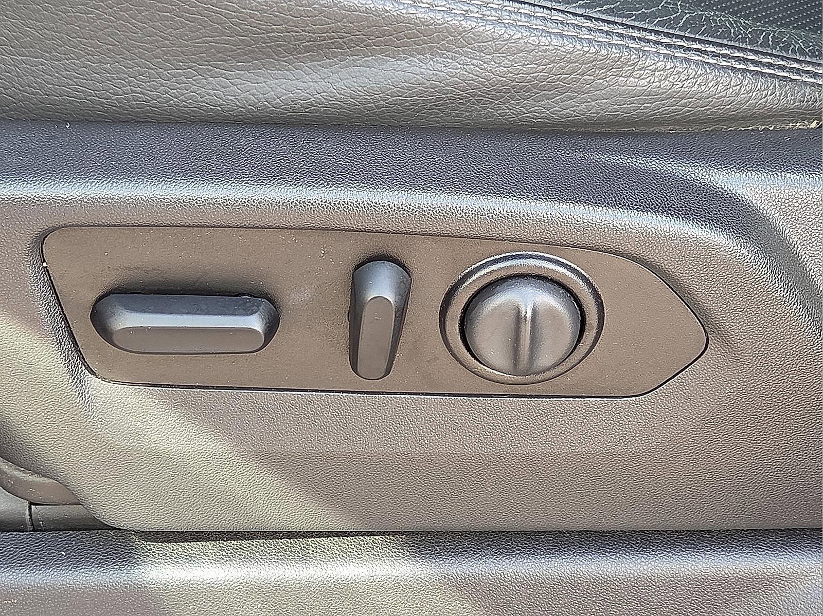 Used 2021 GMC Sierra 1500 Denali w/ Denali Ultimate Package image 14