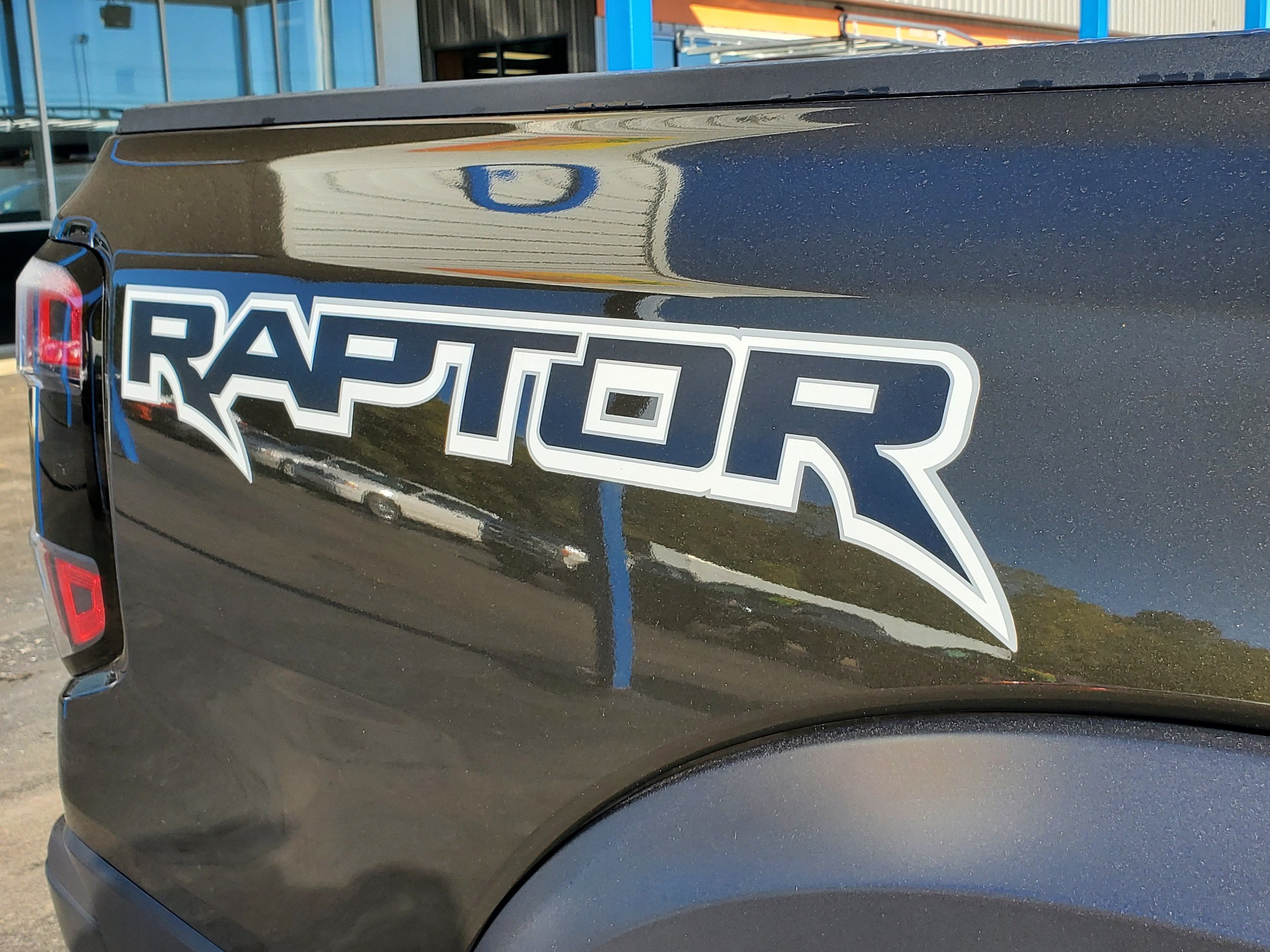 Used 2025 Ford Ranger Raptor AWD/4WD image 8