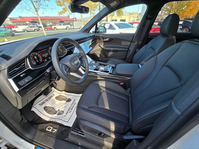Used 2025 Audi Q7 3.0T Premium Plus AWD/4WD image 24