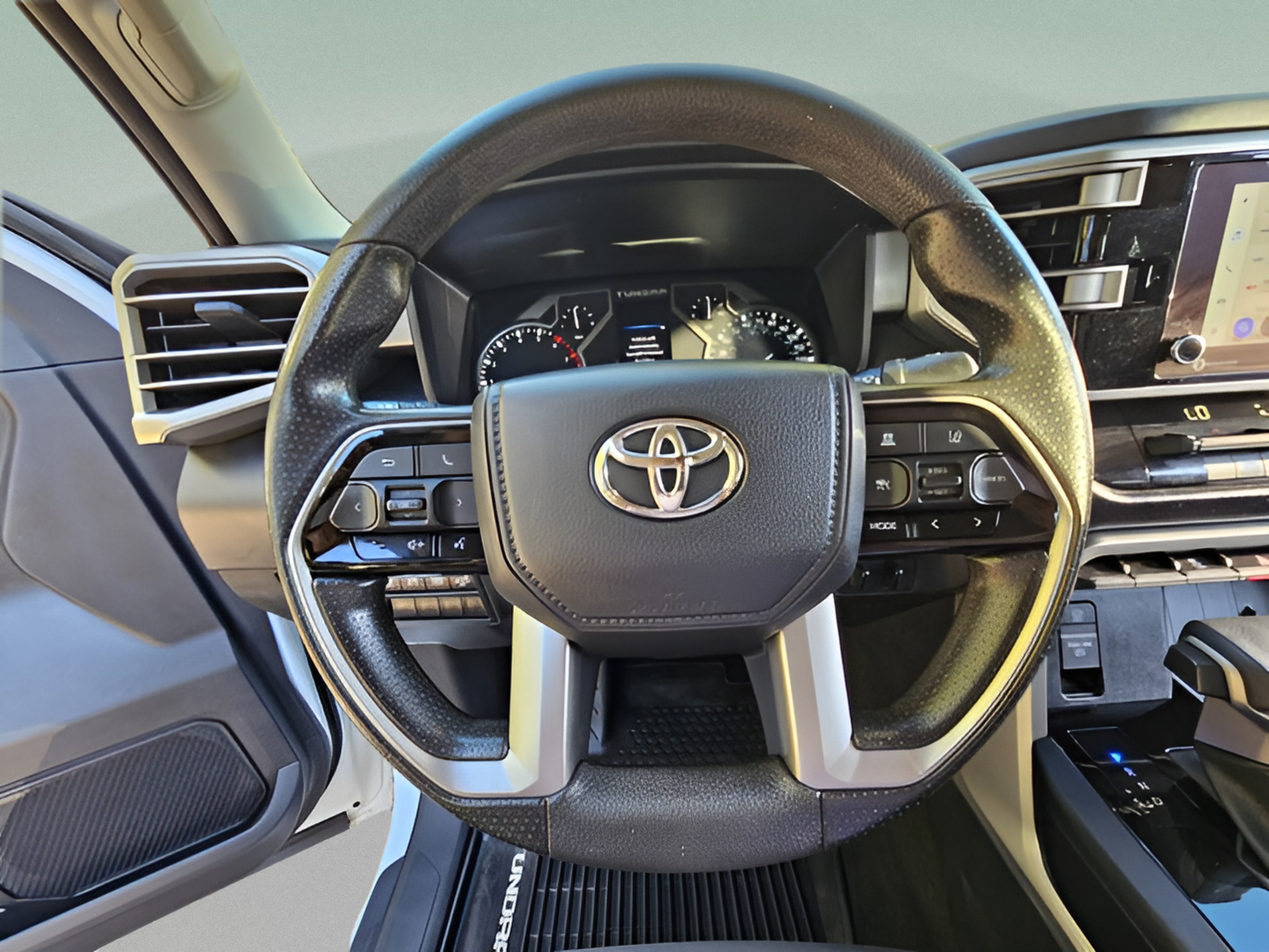 Used 2023 Toyota Tundra SR5 w/ SR5 Convenience Package AWD/4WD image 20