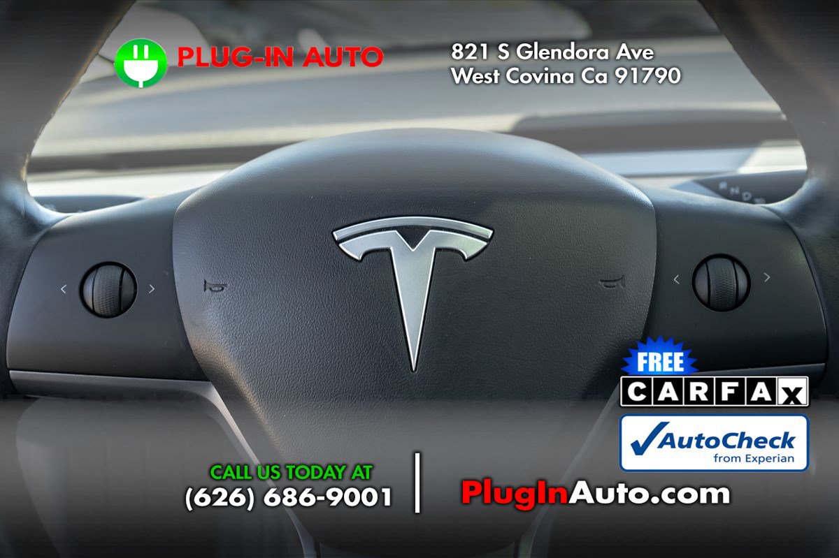 Used 2019 Tesla Model 3 Standard Range Plus image 17