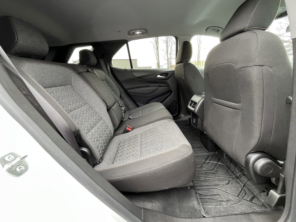 Certified 2024 Chevrolet Equinox LT w/ LPO, Floor Liner Package image 19