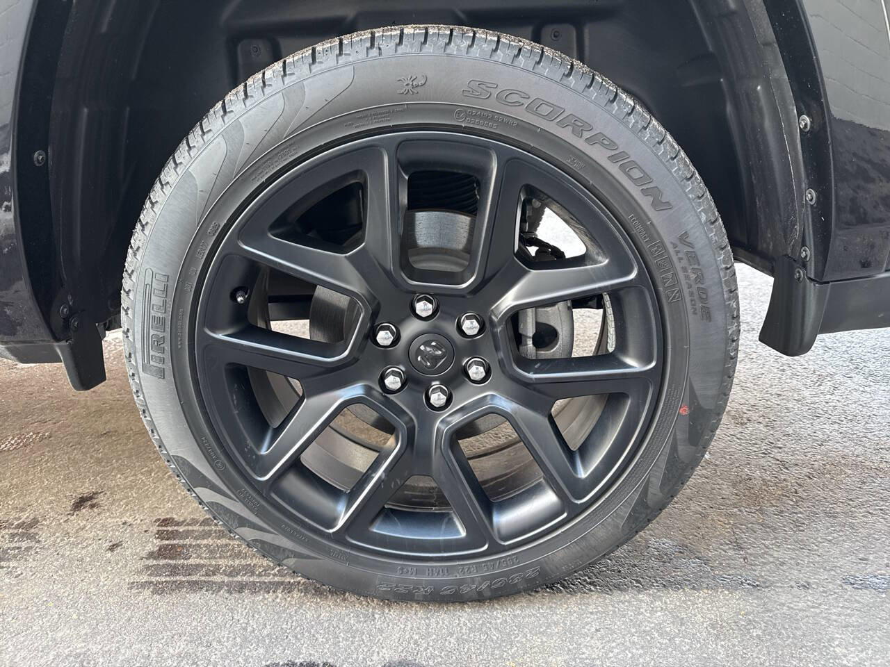 Used 2026 RAM 1500 Laramie w/ Night Edition image 8