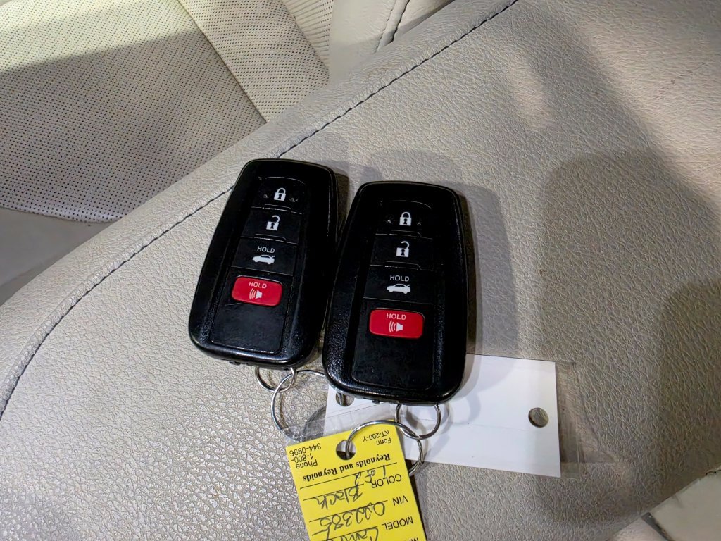 Used 2022 Toyota Camry XLE FWD image 10