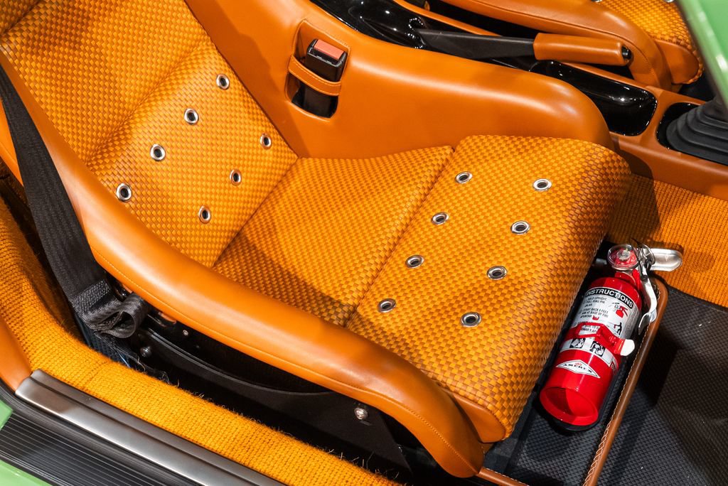 Used 1994 Porsche 911 GT3 RS image 28