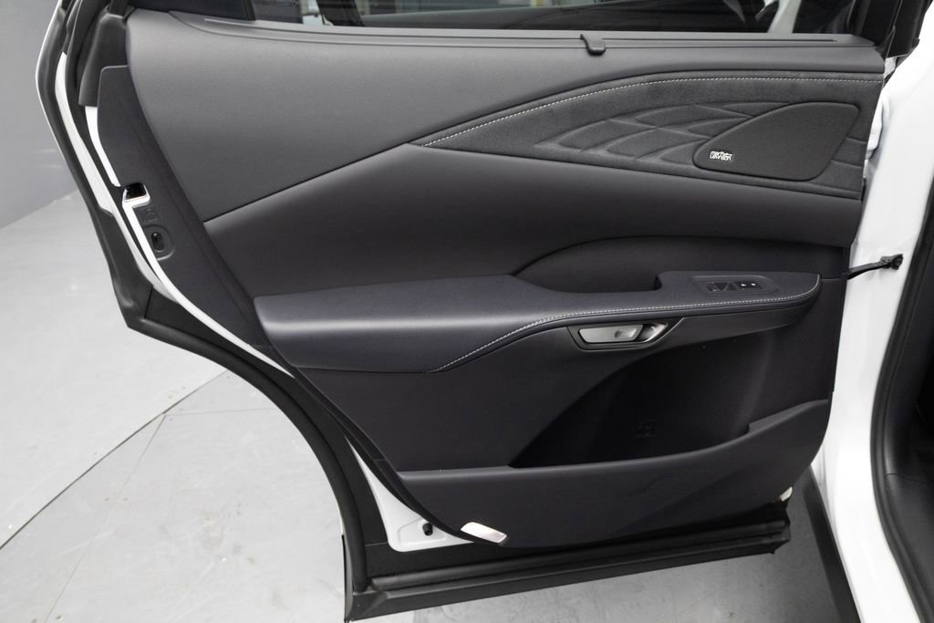 Used 2024 Lexus RX 450h AWD w/ Convenience Package image 25