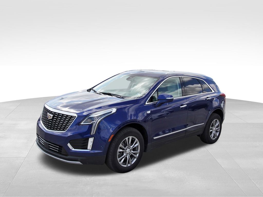 Used 2023 Cadillac XT5 Premium Luxury w/ Technology Package image 2