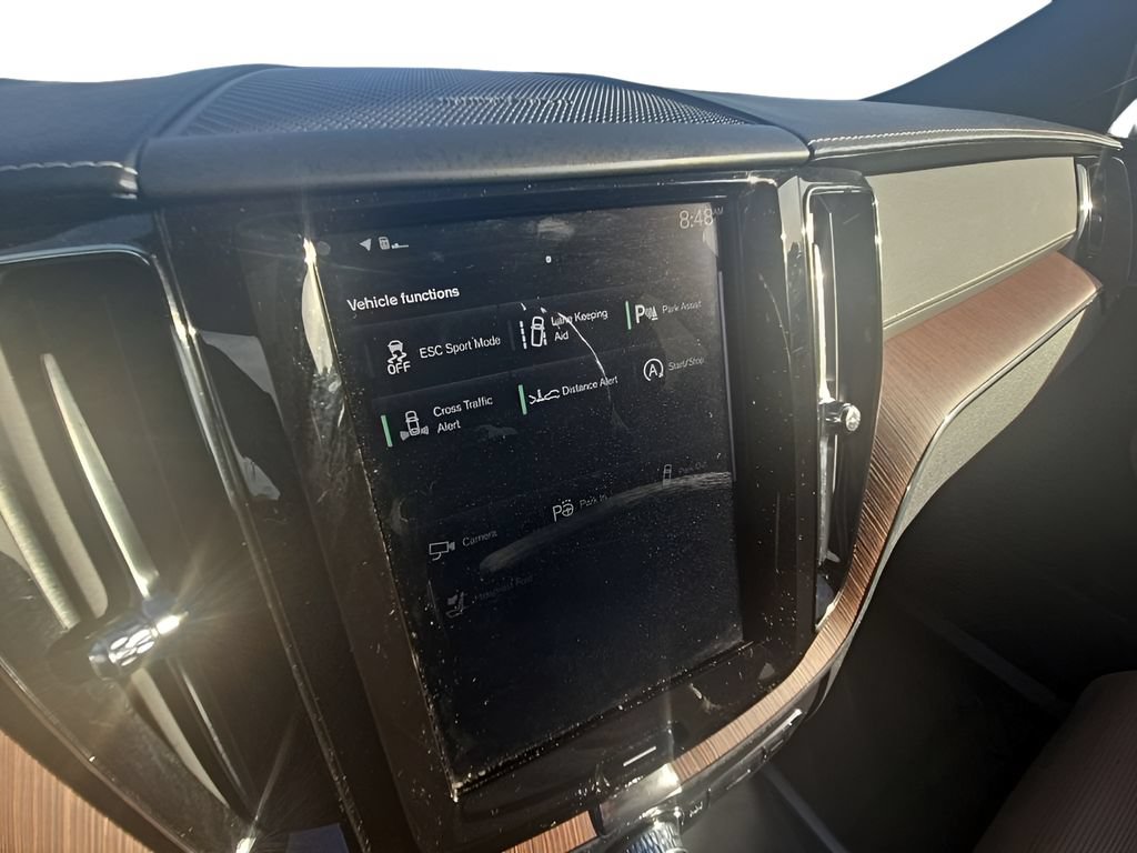 Used 2019 Volvo XC60 T5 Inscription w/ Protection Package Premier AWD/4WD image 32