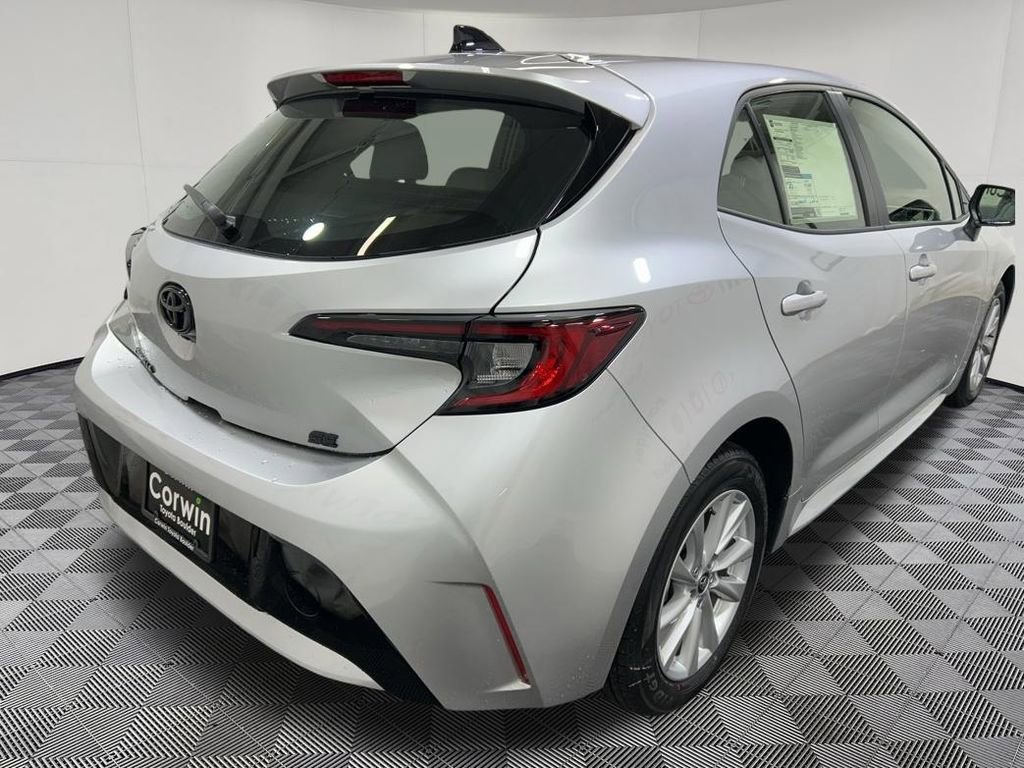 Used 2026 Toyota Corolla SE FWD image 7