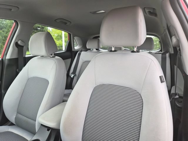 Used 2022 Hyundai Kona SE AWD/4WD image 14