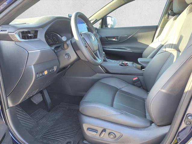 Certified 2024 Toyota Venza Limited AWD/4WD image 11