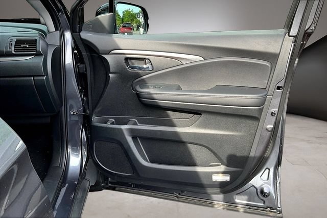 Used 2023 Honda Ridgeline RTL-E image 29