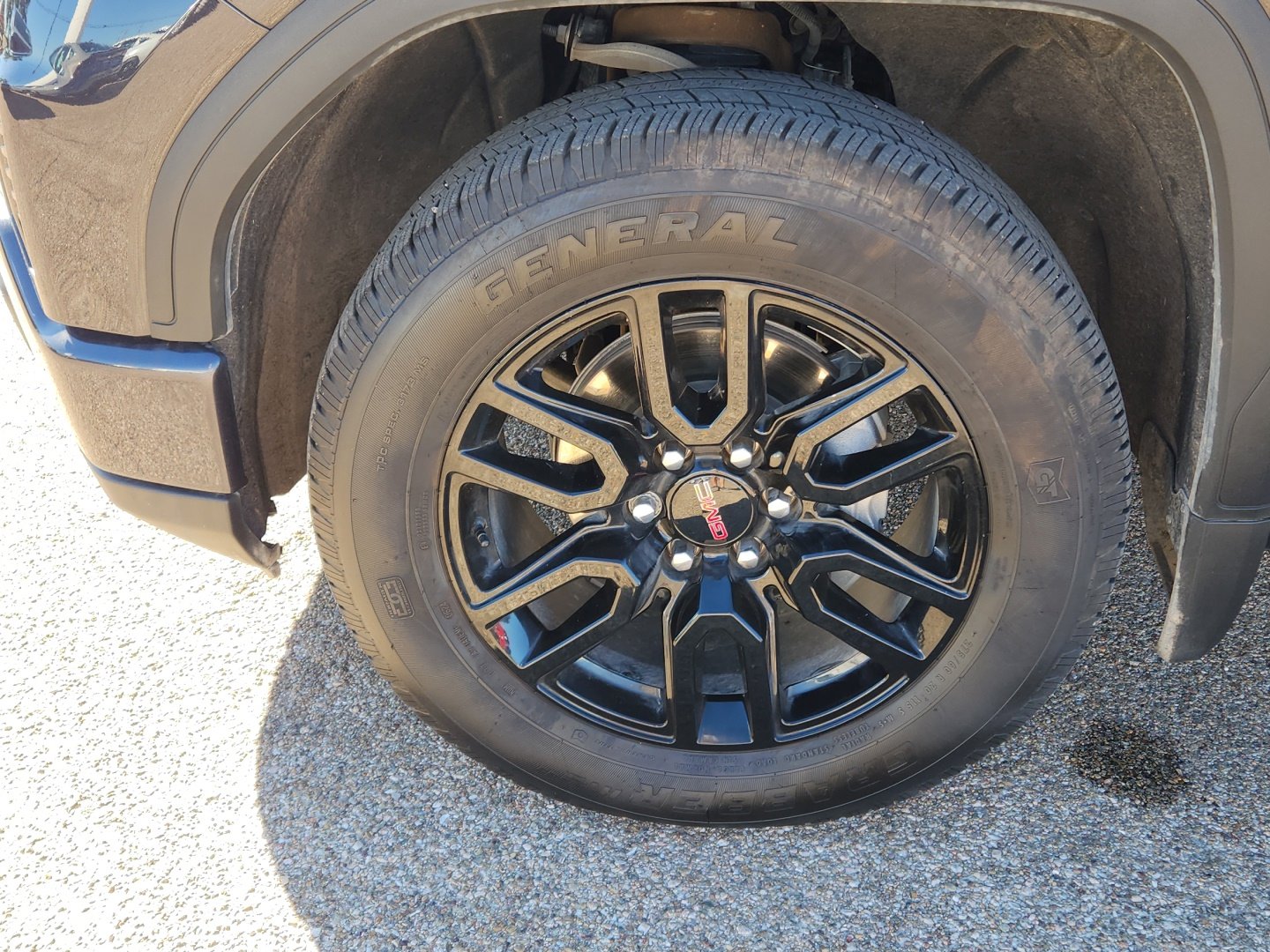 Used 2024 GMC Sierra 1500 Elevation image 7