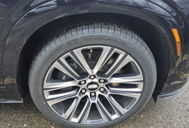 Used 2026 Cadillac Vistiq Platinum AWD/4WD image 8