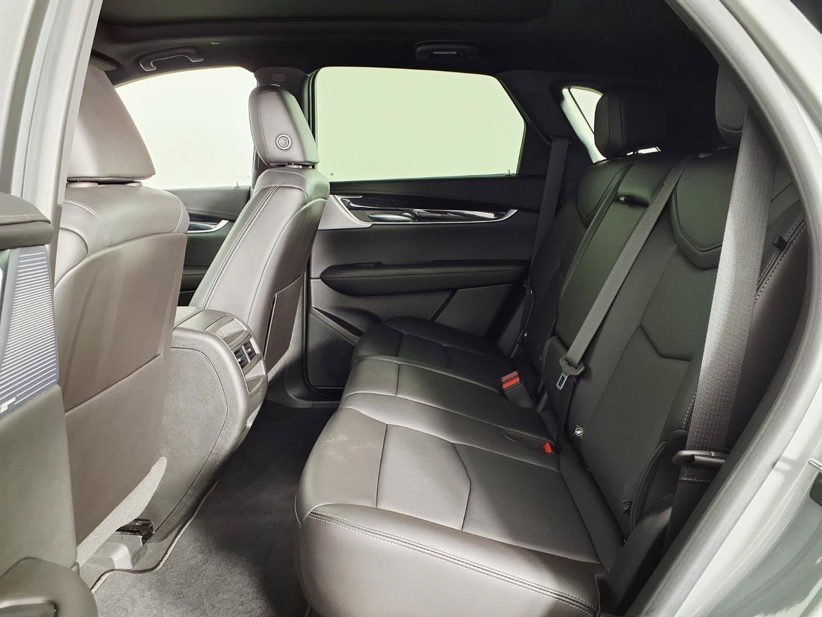 Certified 2023 Cadillac XT5 Premium Luxury AWD/4WD image 13